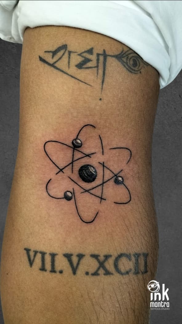 Minimalist Tattoos - Image 59