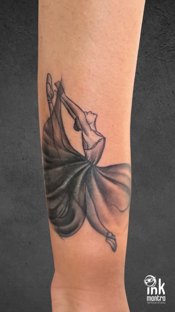 Realistic Tattoos - Image 33